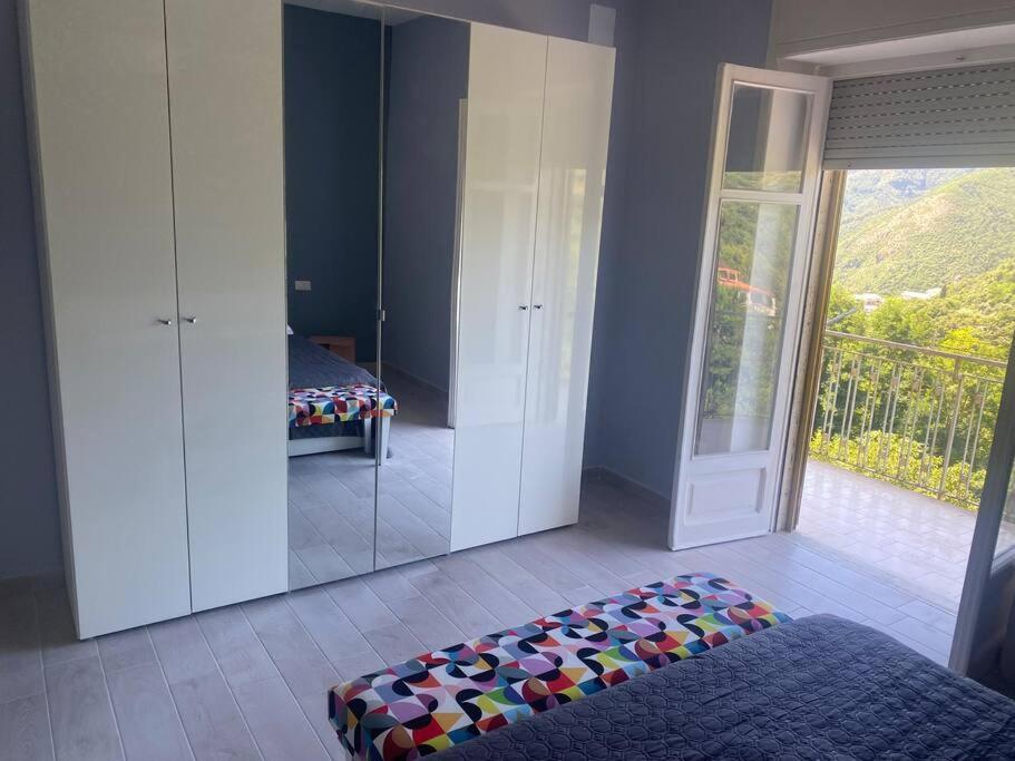 Una Suite Pop Nel Blu Della Costiera ตรามอนติ ภายนอก รูปภาพ